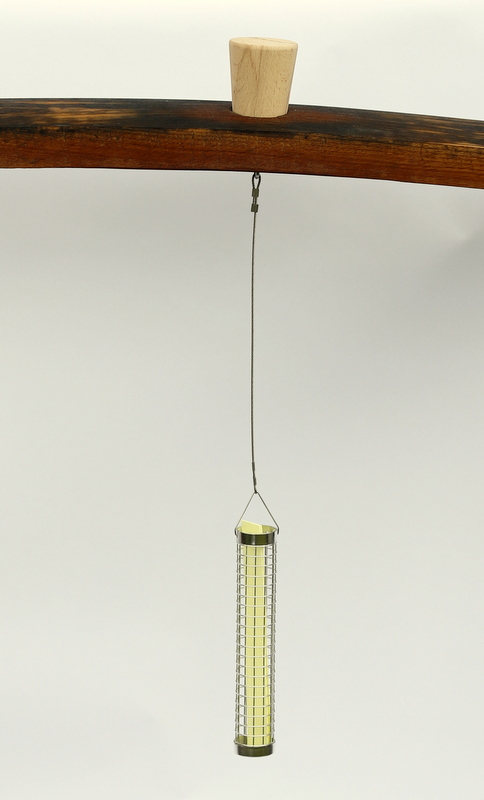 Basket for multiple sulfur wicks for sulfurize barrels